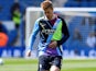 Kevin De Bruyne warms up on May 12, 2019