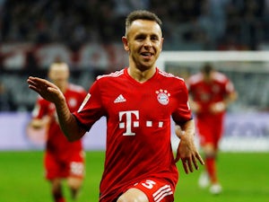 Rafinha confirms Bayern Munich exit