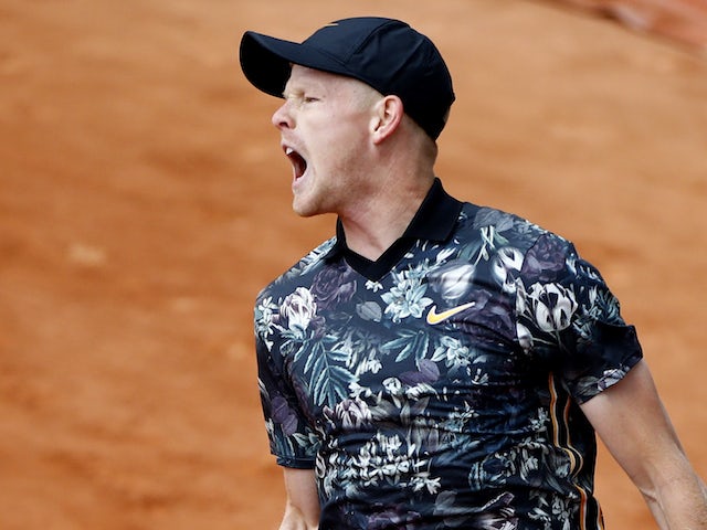 Kyle Edmund retires at French Open