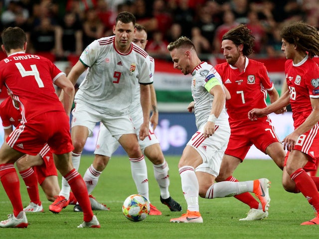 Wales suffer damaging qualifying defeat in Hungary