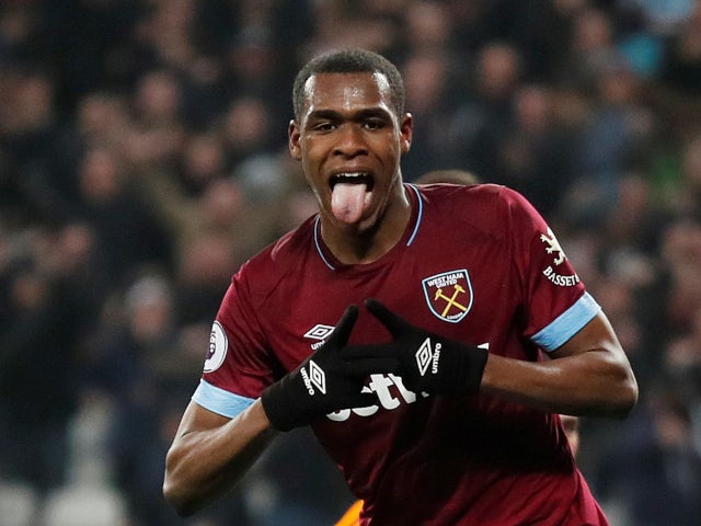 Arsenal 'weigh up summer move for Issa Diop'