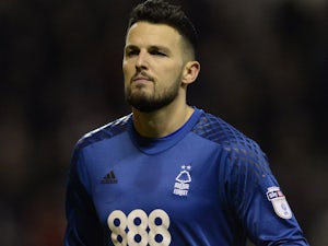Crystal Palace add Stephen Henderson to goalkeeping options