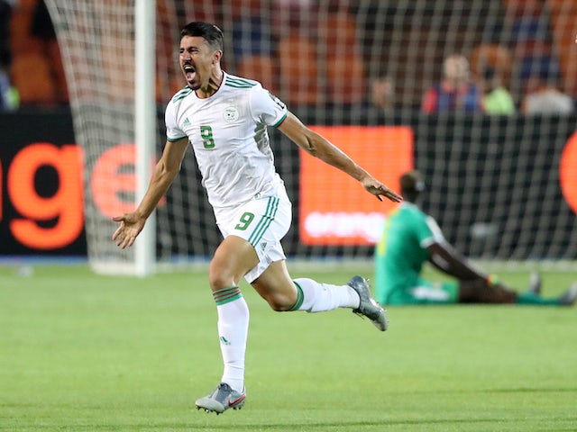 Bagdad Bounedjah célèbre son but contre le Sénégal en finale de la Coupe d'Afrique des nations, le 19 juillet 2019.