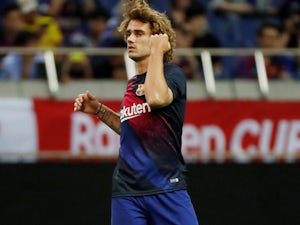 Antoine Griezmann warms up for Barcelona on July 23, 2019
