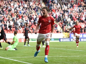 Charlton edge out Brentford as impressive start continues