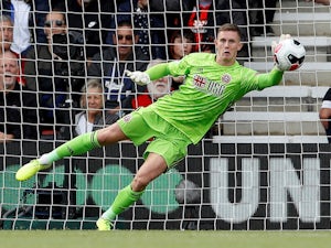 Dean Henderson to sit out game against parent club United