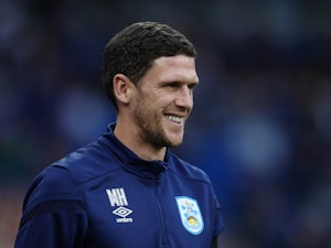 Hudson suggests Huddersfield lacking "character"