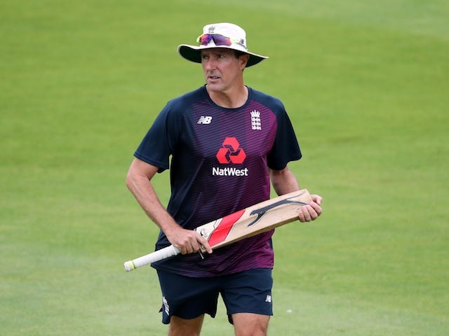 Mark Robinson to stand down as England Women's coach following Ashes defeat