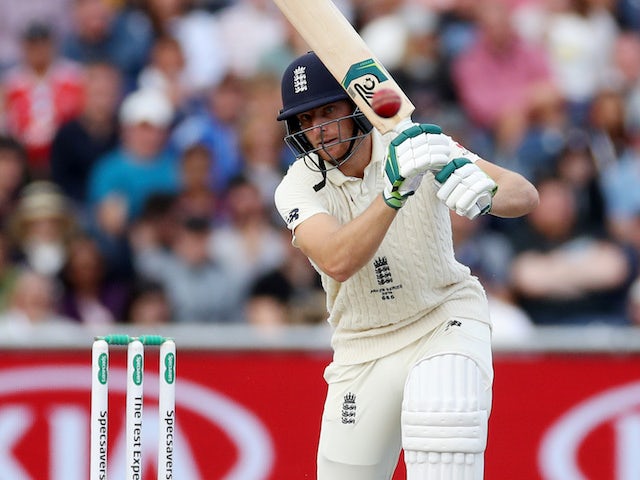 Buttler leads England resistance heading into final session