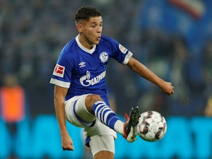 Schalke into top two with last-gasp winner over Mainz