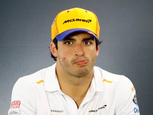 Sainz will not be pressured to kneel for racism