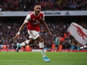 Aubameyang 'in talks over new Arsenal deal'