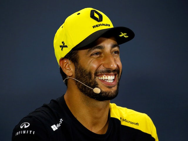 Ricciardo 'jealous' of Verstappen-Hamilton duel