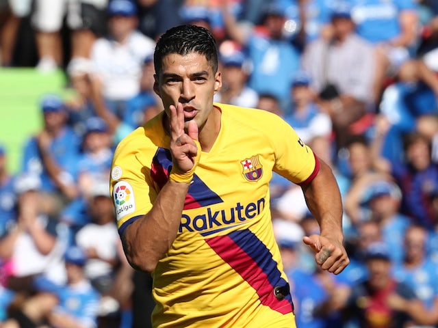 Suarez denies Barca players refused pay cut