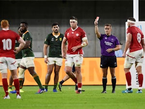 Canada's Josh Larsen visits South Africa changing room to apologise for red card