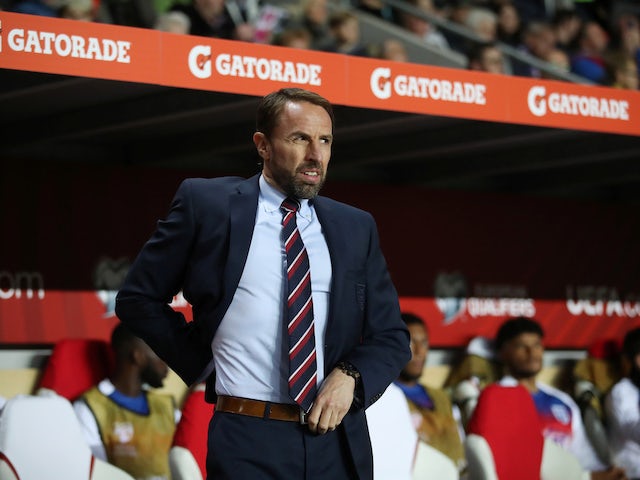 Gareth Southgate considering three at the back against Bulgaria