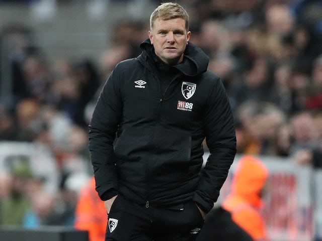 Bournemouth boss Eddie Howe watches on on November 9, 2019