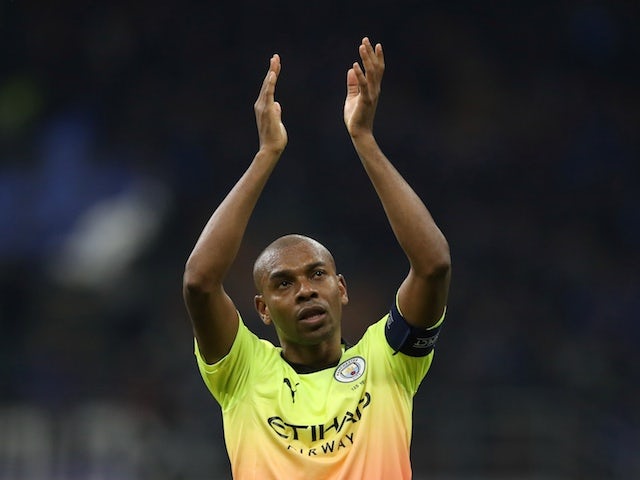 Man City to offer Fernandinho one-year extension?