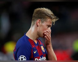 Koeman: 'De Jong playing out of position at Barcelona'