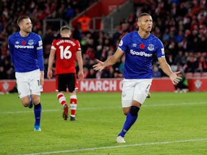 Everton claim vital win at Southampton as pressure grows on Hasenhuttl