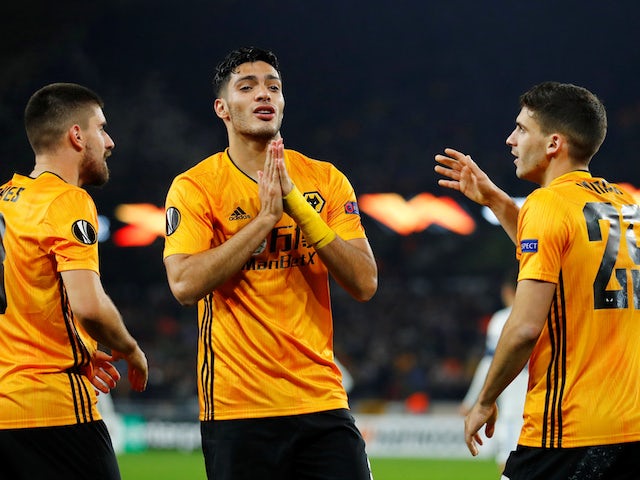 Wolves on course for knockout rounds after last-gasp win over Bratislava