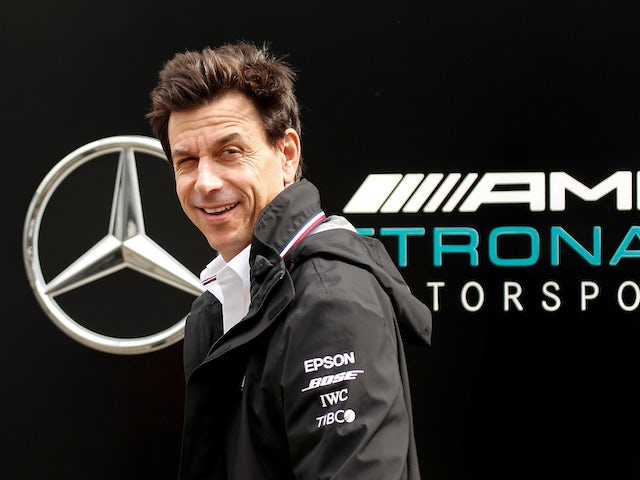 Vettel 'good marketing' for Mercedes - Wolff