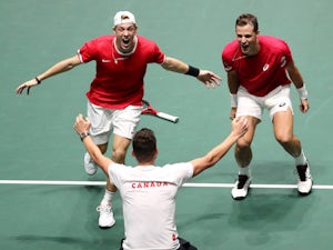 Canada beat Australia to reach Davis Cup semi-finals