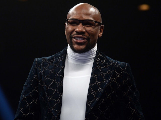Floyd Mayweather Jr hints at UFC bout after announcing comeback plans