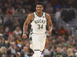 Giannis Antetokounmpo leads Bucks to victory over LeBron James' Lakers
