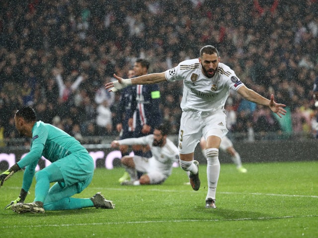 Karim Benzema célèbre le but du Real Madrid contre le Paris Saint-Germain en Ligue des Champions le 26 novembre 2019.