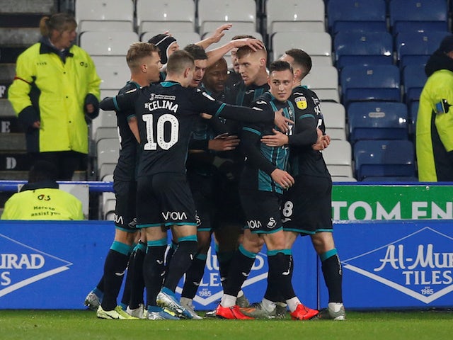 Swansea extend unbeaten away run at Huddersfield