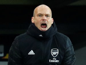 Freddie Ljungberg steps down as Arsenal assistant manager