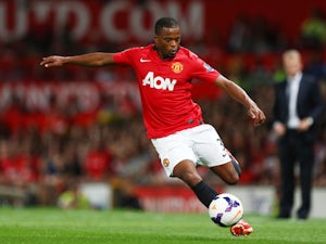 Evra tells Man Utd prospects to "respect" traditions