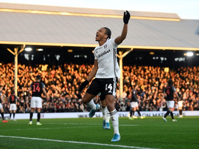 Bobby Reid celebrates scoring for Fulham on December 29, 2019