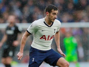 Manchester United 'consider move for Harry Winks'