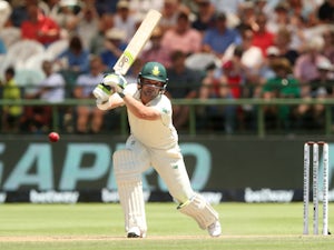 South Africa frustrate England on day two in Cape Town