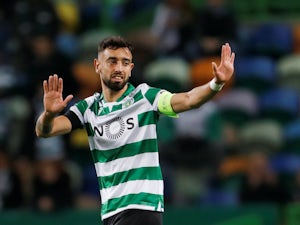 Man Utd 'to offer two players in Bruno Fernandes deal'