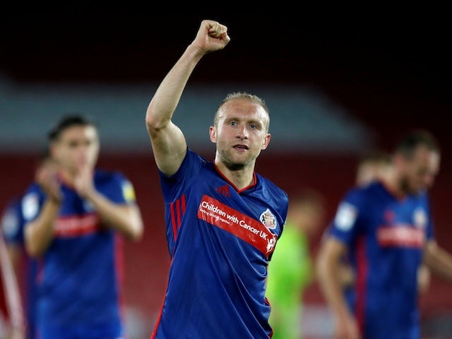 Aberdeen complete signing of Dylan McGeouch from Sunderland