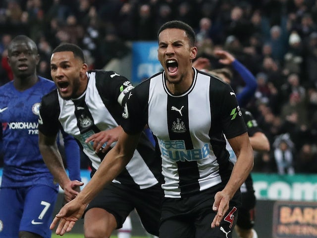 Newcastle United's Isaac Hayden 'in talks over Standard Liege move'