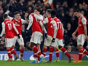 Chelsea held to draw by 10-man Arsenal