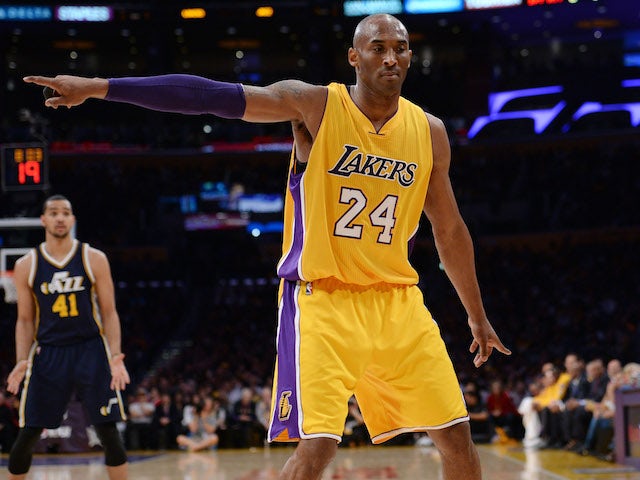 Kobe Bryant inducted into Basketball Hall of Fame