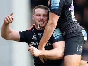 Exeter back on top of Premiership after Bath thrashing