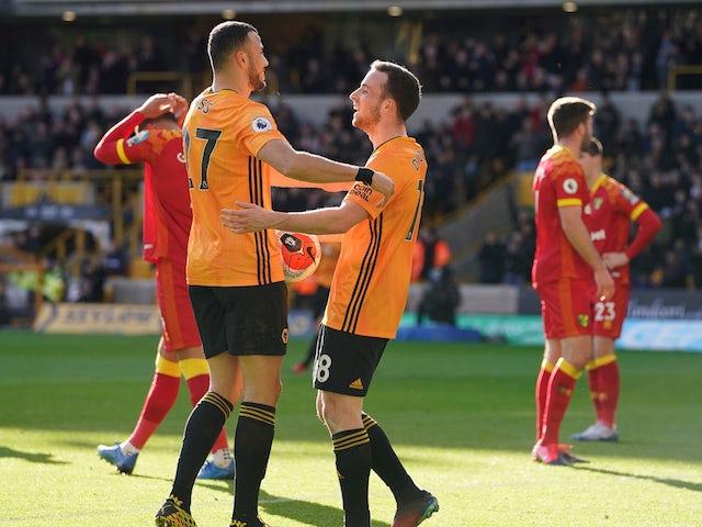 Diogo Jota brace helps Wolves ease past Norwich