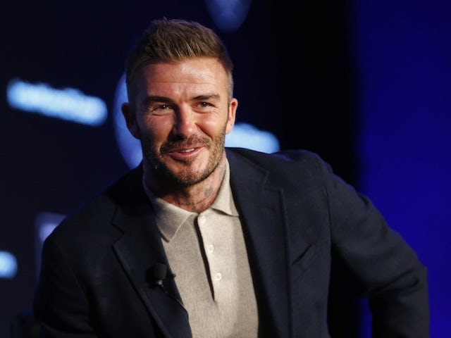 Beckham meets Captain Tom as pupils honour Rashford - Saturday's sporting social