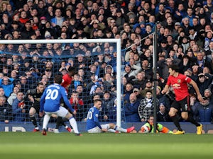 Everton denied at the death by VAR in error-strewn draw with Man United