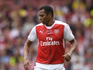 Gilberto Silva: 'Arsenal are looking for new midfielders in January'