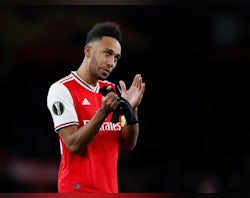 Arsenal 'offer Aubameyang contract extension'