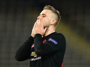 Shaw calls for Premier League season to be scrapped