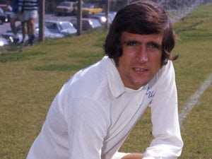 Leeds legends lead tributes to Norman Hunter