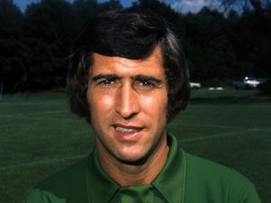Chelsea legends lead tributes to former England goalkeeper Peter Bonetti
